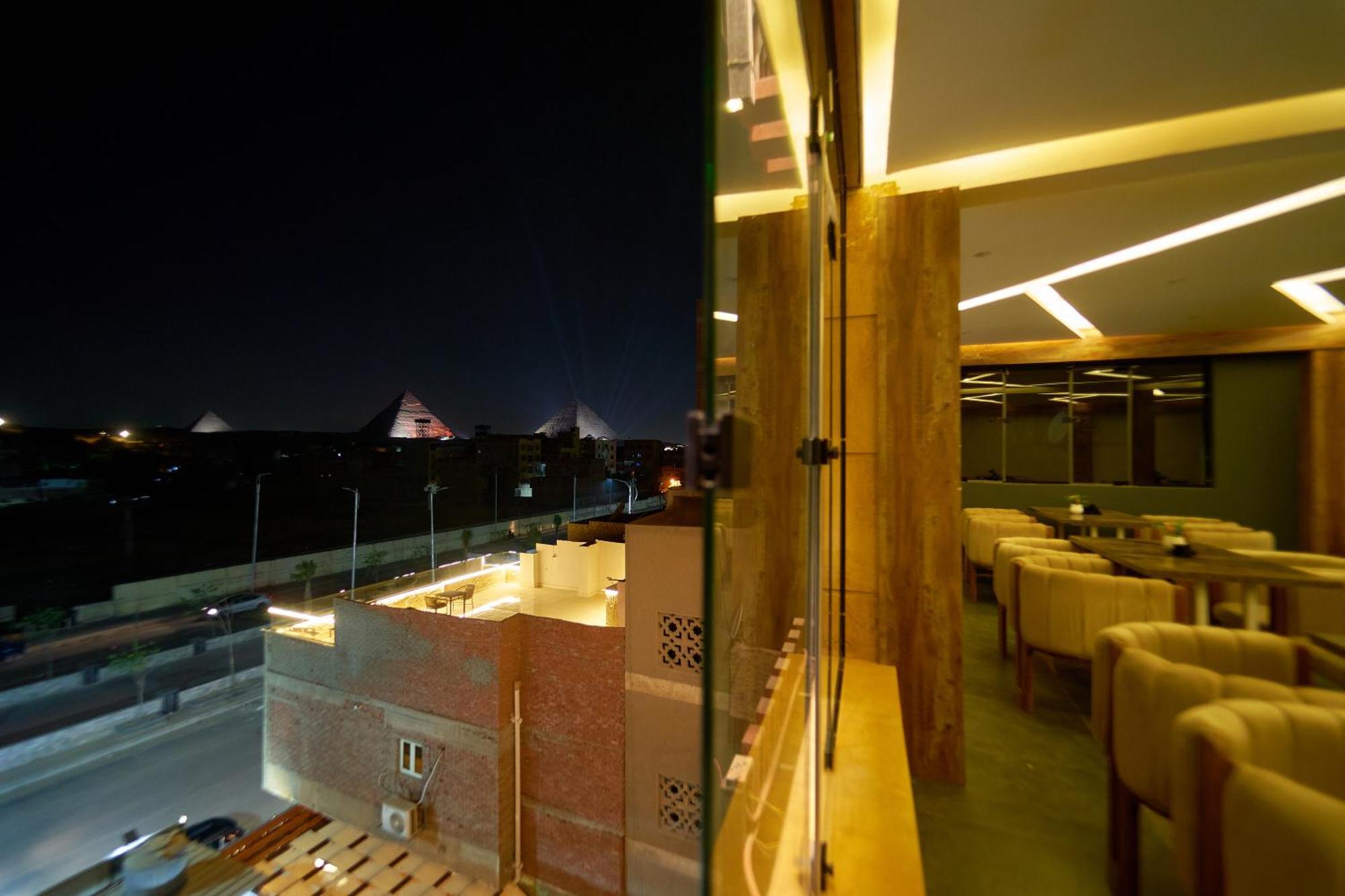 Crown Pyramids View Hotel Giza Екстер'єр фото
