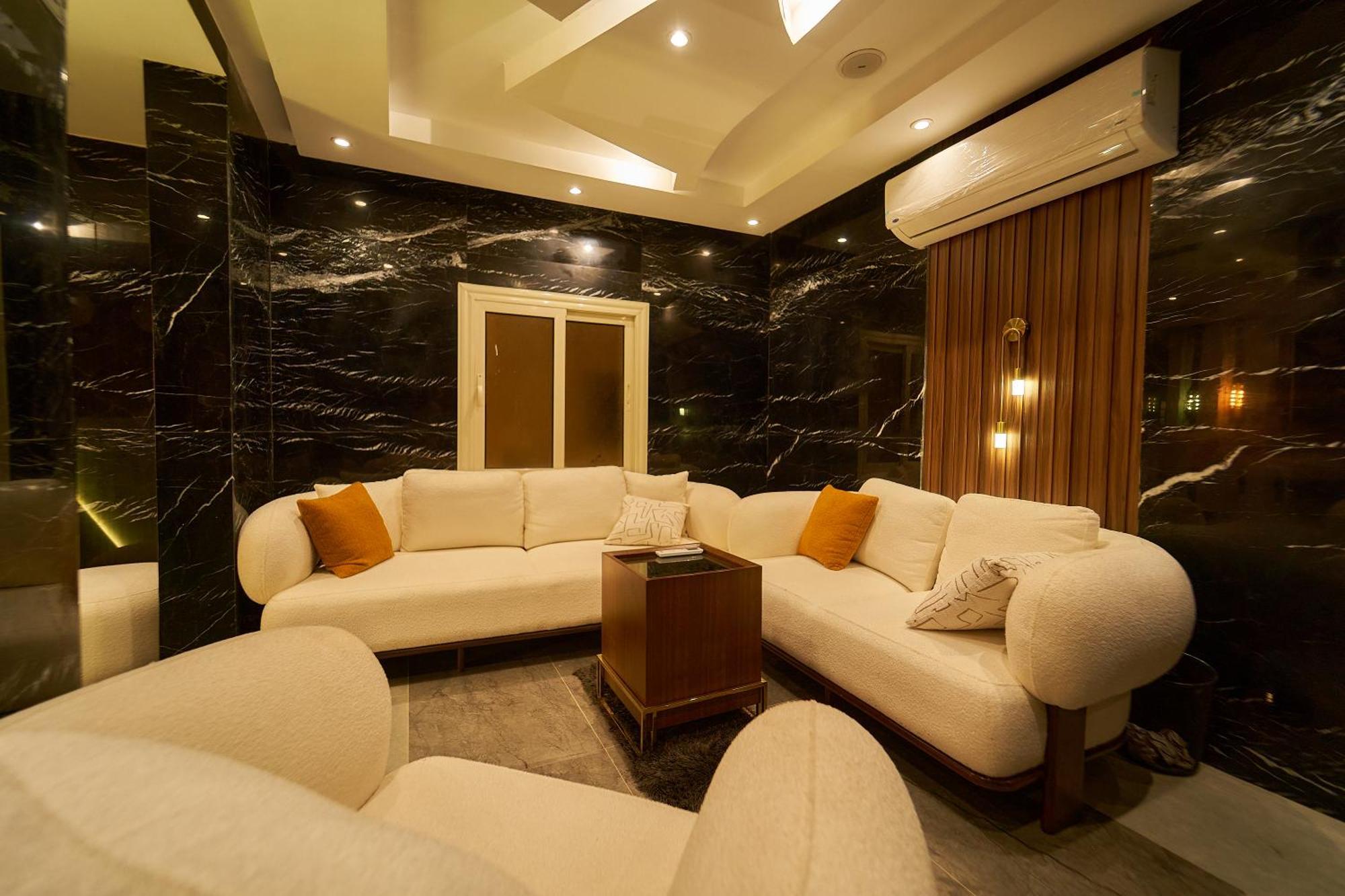 Crown Pyramids View Hotel Giza Екстер'єр фото